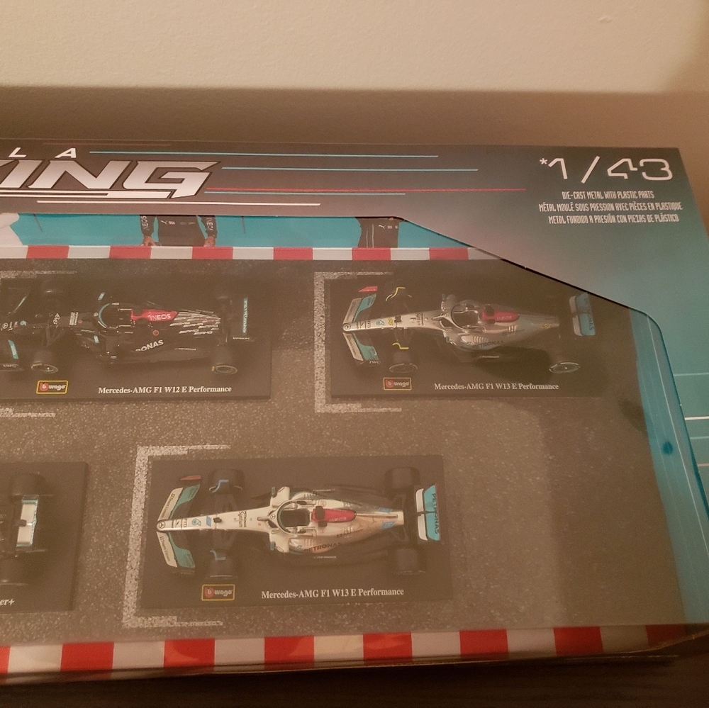 🏎 Formula 1 Mercedes Racing Cars 🏎 - Picture 9 of 16